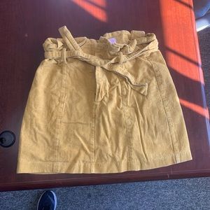 Corduroy yellow skirt